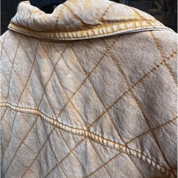 REDUCED FOR QUICK SALE! New Young Fabulous & Broke Butterscotch Quilted Jacket - Picture 4 of 5